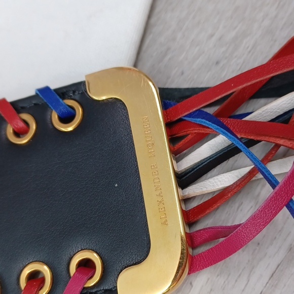 Alexander McQueen Heroine Key Ring Bag Charm NWT - Picture 3 of 7